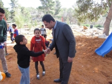 بلدية قفين تنظم يوم ترفيهي للاطفال في منطقة الاحراش