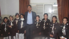 بالصور زيارة وفد مدرسة بنات قفين الاساسيه الدنيا لبلدية قفين